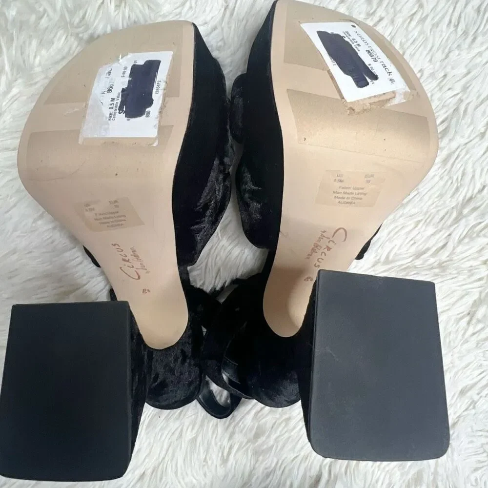 Circus by Sam Edelman Audrea Black Velvet  Platform Sandal Size 8.5 New